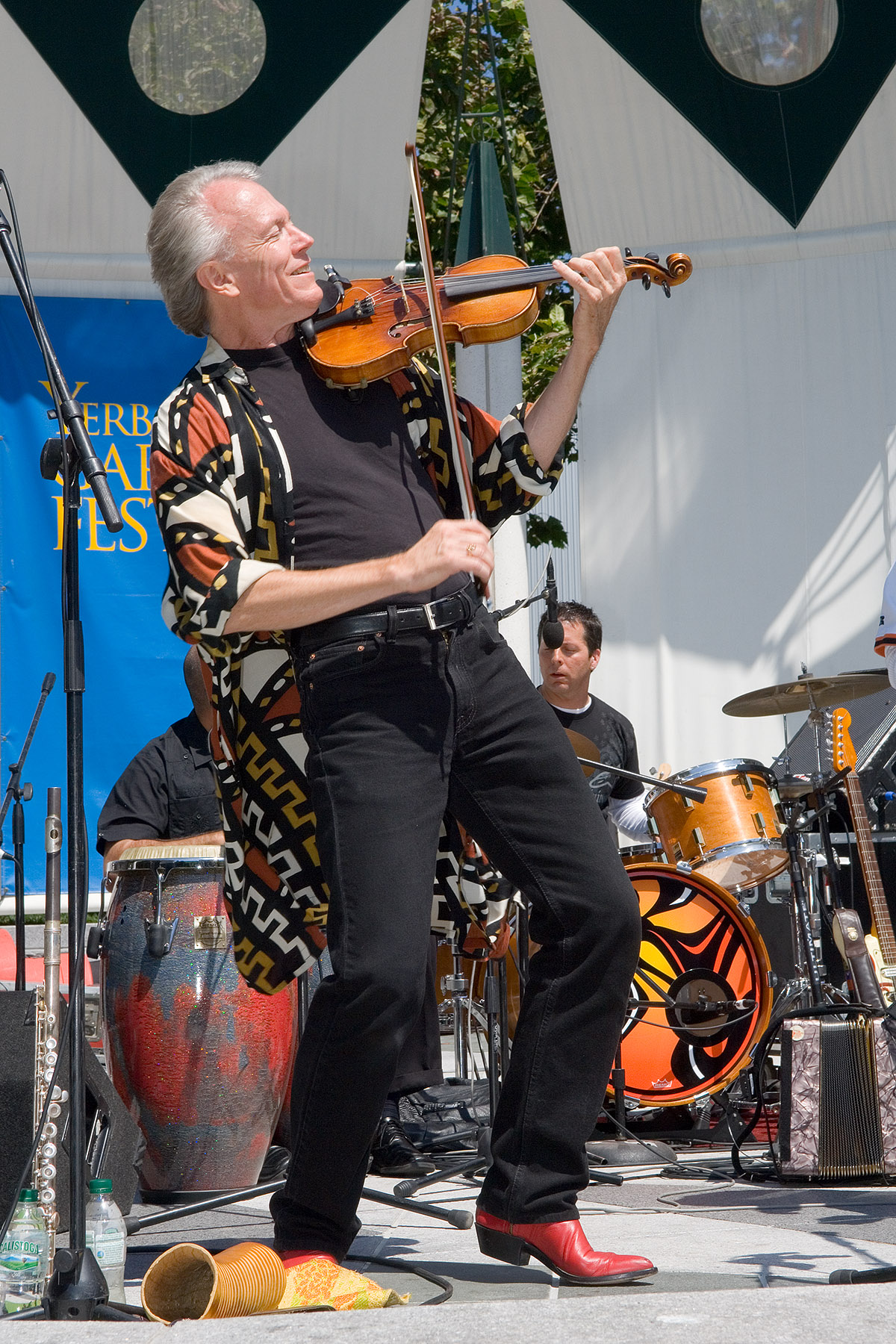 Yerba Buena Gardens Festival Presents Tom Rigney & Flambeau at Yerba